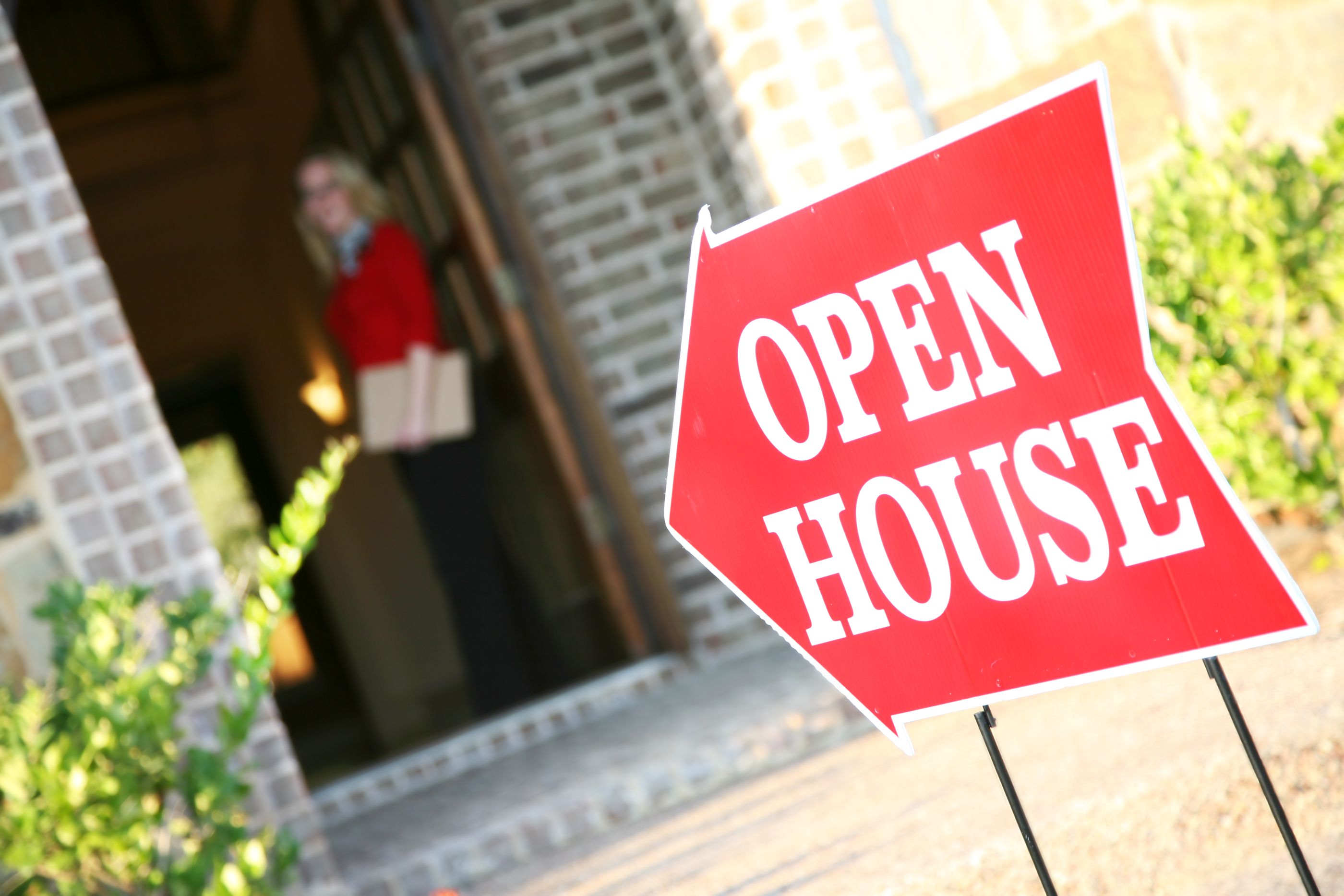 Which is the best plan to save for your first house? The new First Home Savings Account, a TFSA, or an RRSP?